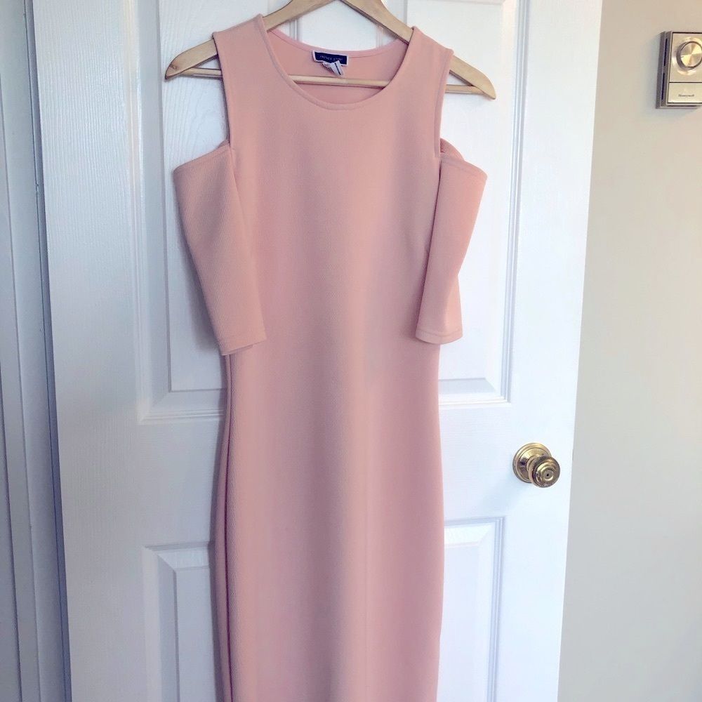Blush Nude Dress Size Large Cold Shoulder - Picture 7 of 8